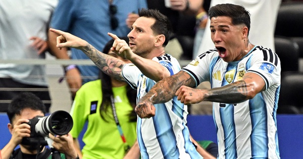 Messi lập cú đúp phá kỷ lục mọi thời đại World Cup: Argentina thắng Áo 2-0, sớm giành vé knock-out - hình ảnh - xx88tiger.com Messi lập cú đúp phá kỷ lục mọi thời đại World Cup: Argentina thắng Áo 2-0, sớm giành vé knock-out - hình ảnh - xx88tiger.com